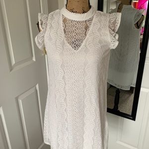 Pretty V-Neck White Lacy Dress